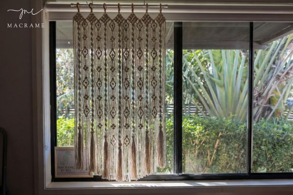 Advantages and disadvantages of macrame curtains